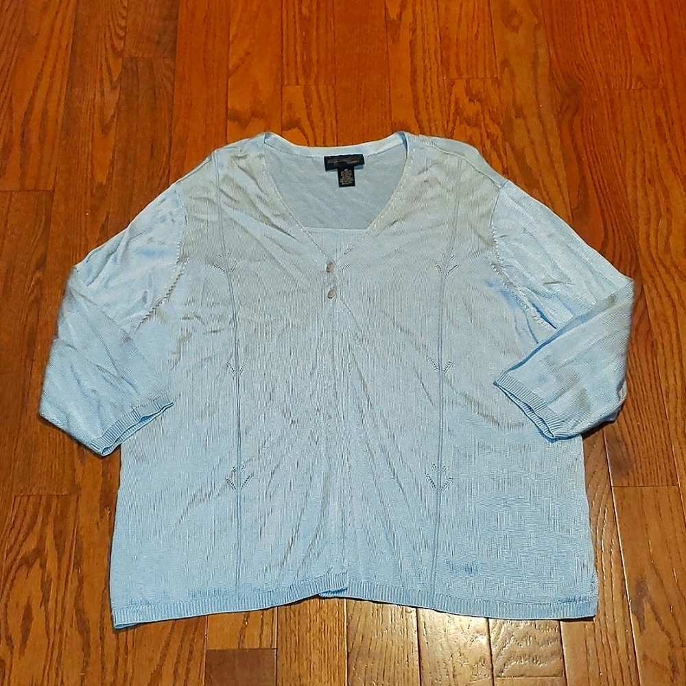 NWOT: REQUIREMENTS WOMAN CARDIGAN W/ CAMISOLE